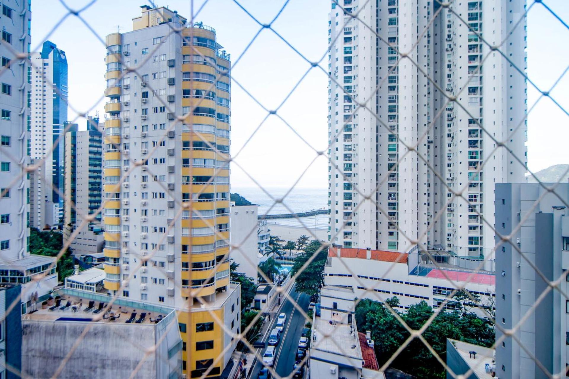 Apto Com Vista O Mar Na Barra Norte Yf4514